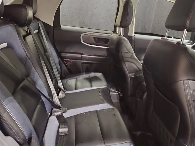 2025 Azure Gray Metallic Tri-Coat Ford Bronco Sport Outer Banks 4X4 SUV