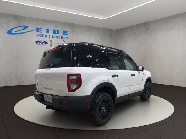 2025 Oxford White Ford Bronco Sport Badlands 4X4 SUV