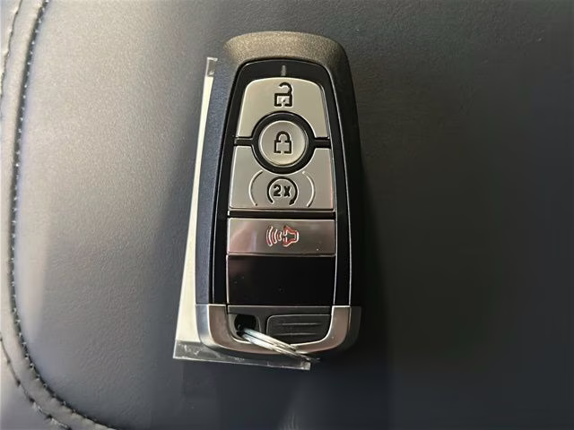 2026 Velocity Blue Ford Maverick XLT AWD Truck