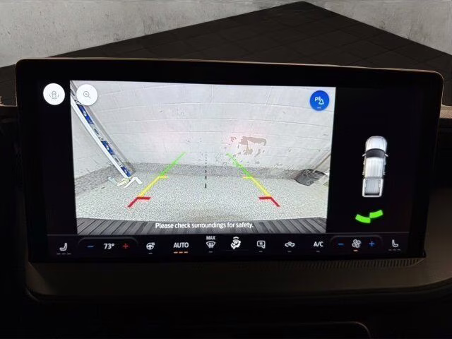 2025 Space White Metallic Ford Maverick XLT AWD Truck