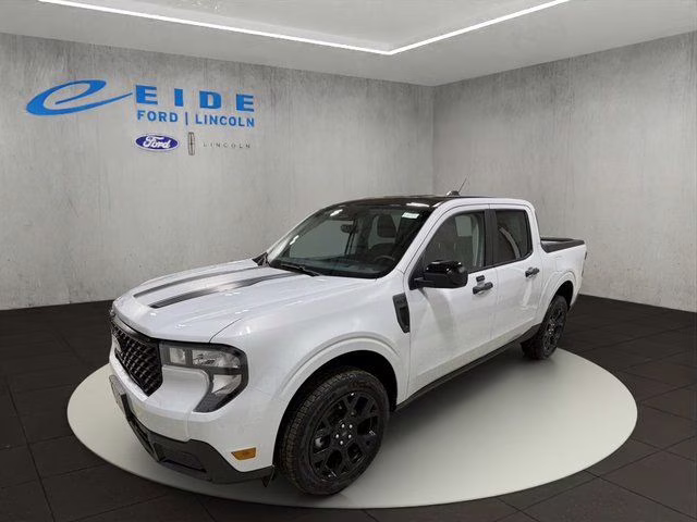 2025 Space White Metallic Ford Maverick XLT AWD Truck