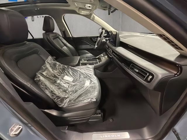 2026 Infinite Black Metallic Clearcoat Lincoln Aviator Reserve AWD SUV