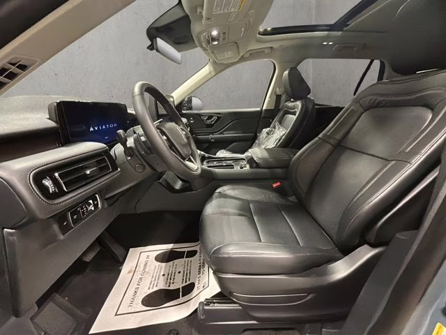 2026 Infinite Black Metallic Clearcoat Lincoln Aviator Reserve AWD SUV