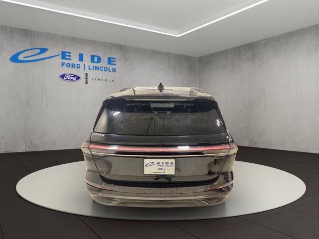 2025 Infinite Black Metallic Clearcoat Lincoln Nautilus Reserve AWD SUV