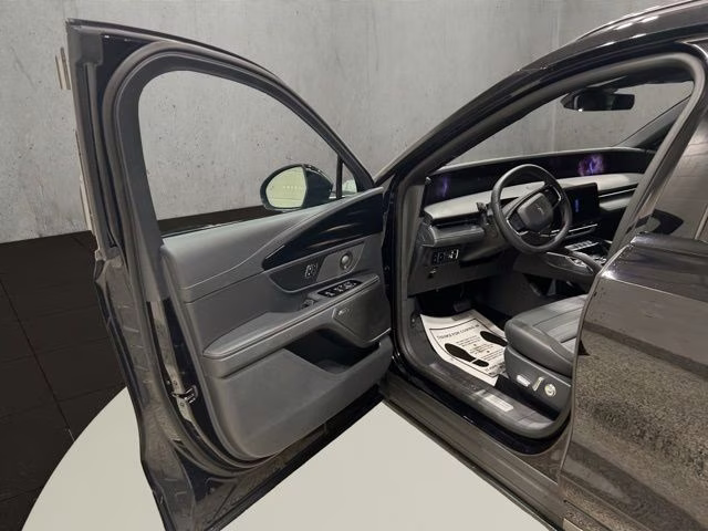 2025 Infinite Black Metallic Clearcoat Lincoln Nautilus Reserve AWD SUV