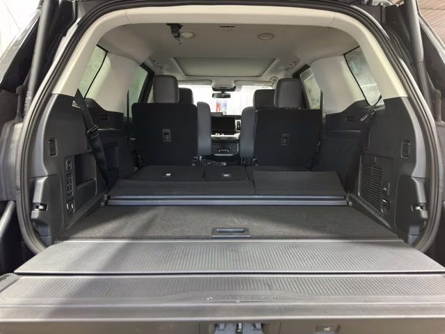 2026 Agate Black Metallic Ford Expedition Active 4X4 SUV