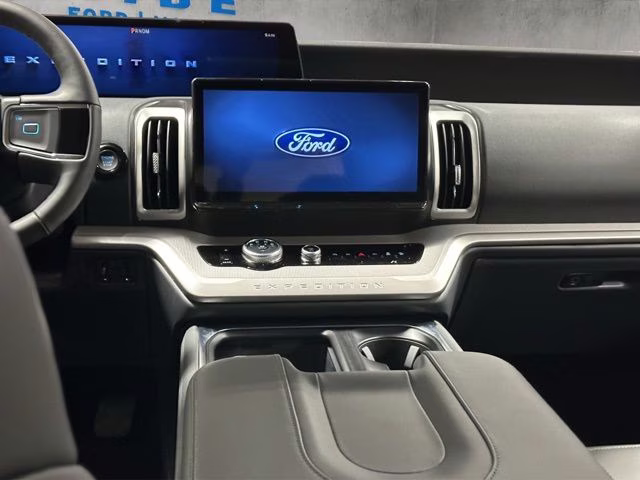 2026 Agate Black Metallic Ford Expedition Active 4X4 SUV