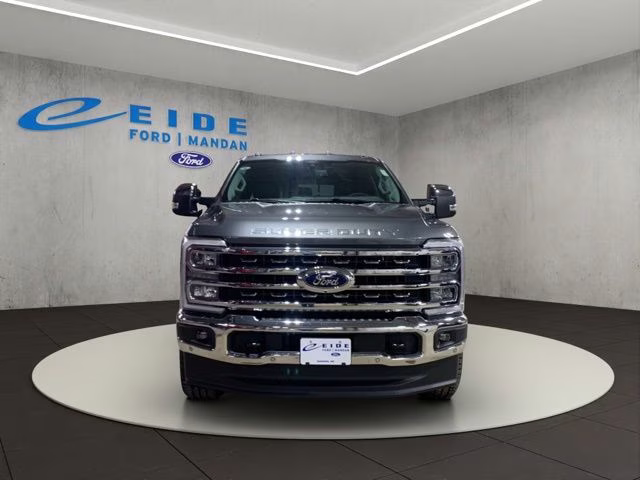 2026 Carbonized Gray Metallic Ford Super Duty F-350 SRW Lariat 4X4 Truck