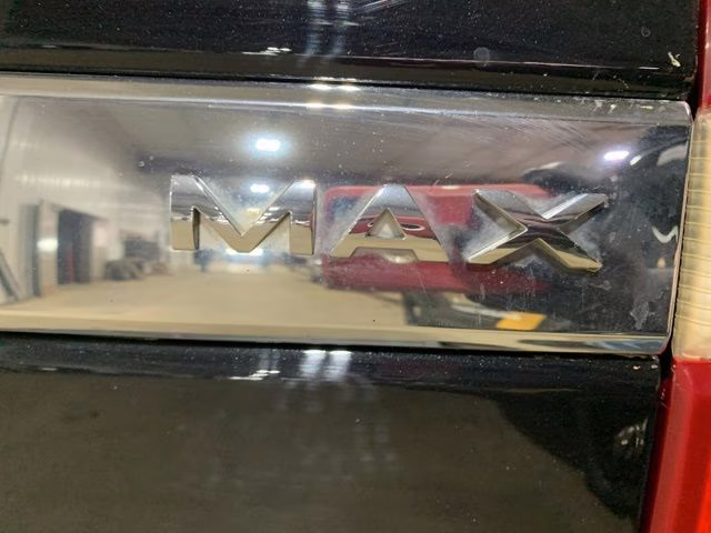 2021 Black Metallic Ford Expedition Max XLT 4X4 SUV