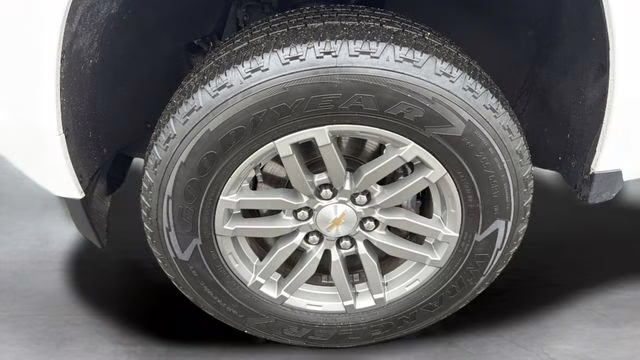 2023 Summit White Chevrolet Colorado LT 4X4 Truck