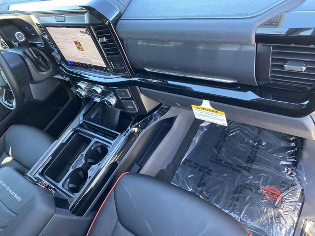 2026 Gray Metallic Ford Super Duty F-250 SRW LARIAT 4X4 Truck