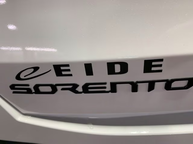 2026 Glacial White Pearl Kia Sorento X-Line EX AWD SUV