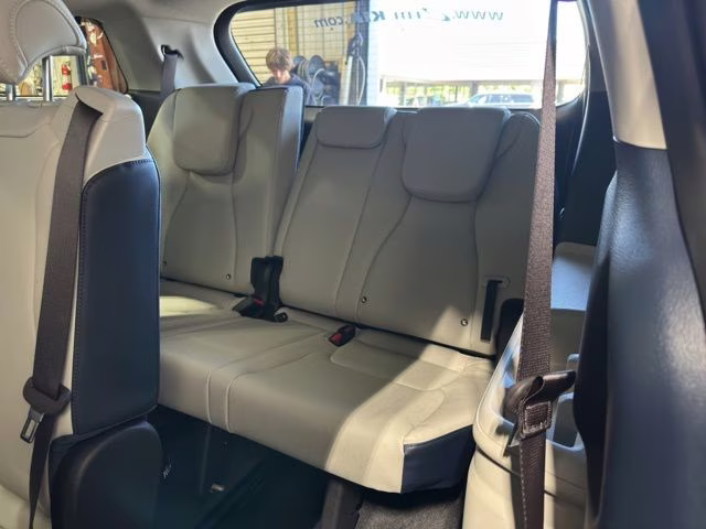 2026 Ceramic Silver Kia Carnival Hybrid EX FWD Van