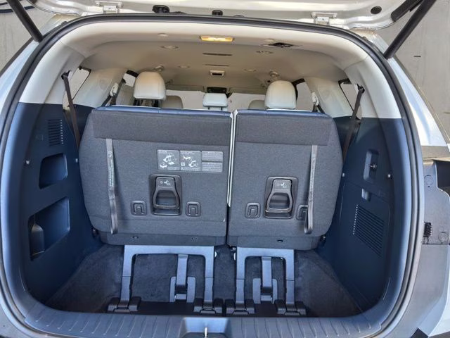 2026 Ceramic Silver Kia Carnival Hybrid EX FWD Van