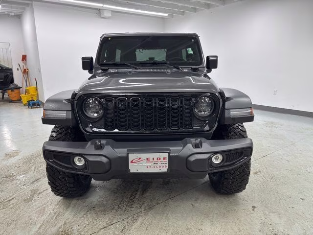 2026 Granite Crystal Metallic Clearcoat Jeep Wrangler Willys 4X4 SUV