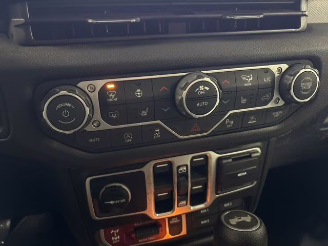 2026 Granite Crystal Metallic Clearcoat Jeep Wrangler Willys 4X4 SUV