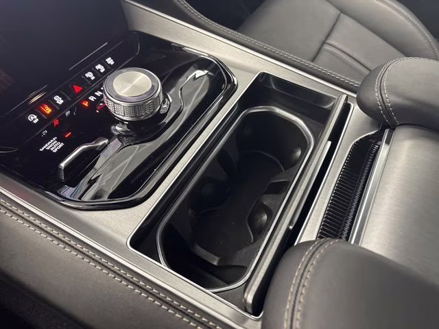 2026 Bright White Clearcoat Jeep Grand Wagoneer L 4x4 4X4 SUV