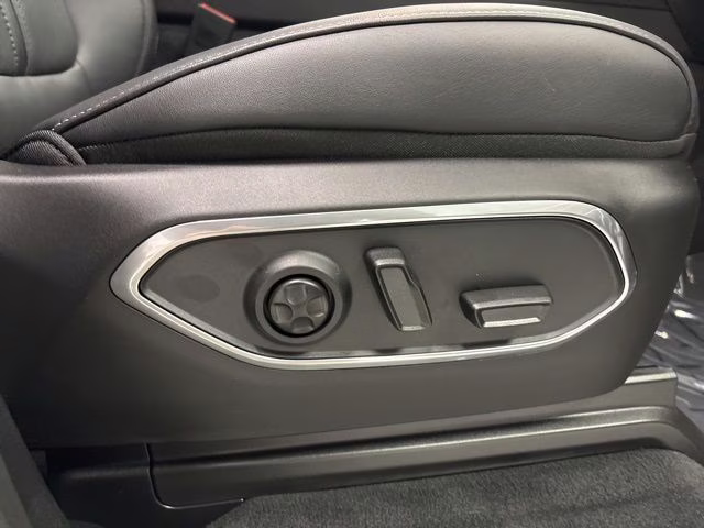 2026 Silver Zynith Jeep Grand Wagoneer L Limited Reserve 4X4 SUV