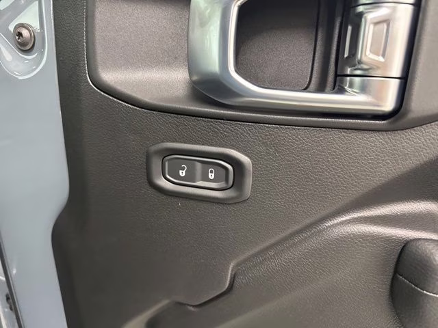 2026 Anvil Clearcoat Jeep Gladiator Sport S 4X4 Truck