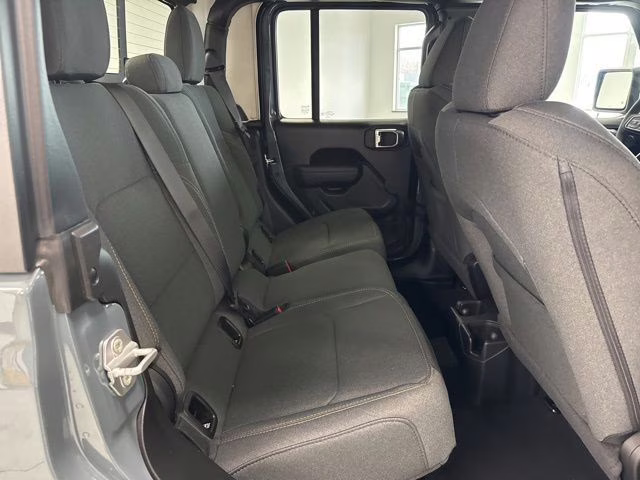 2026 Anvil Clearcoat Jeep Gladiator Sport S 4X4 Truck