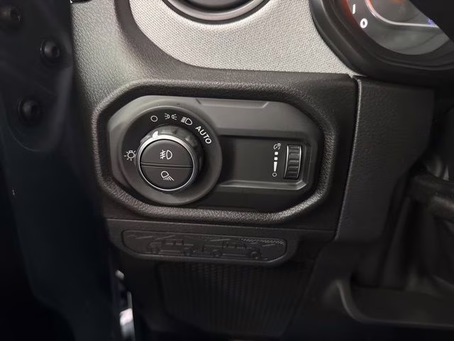 2026 Anvil Clearcoat Jeep Gladiator Sport S 4X4 Truck