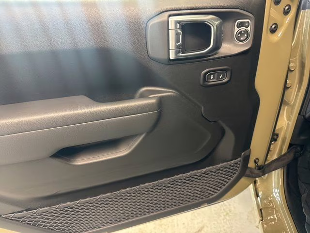 2026 '41 Jeep Gladiator Sport S 4X4 Truck