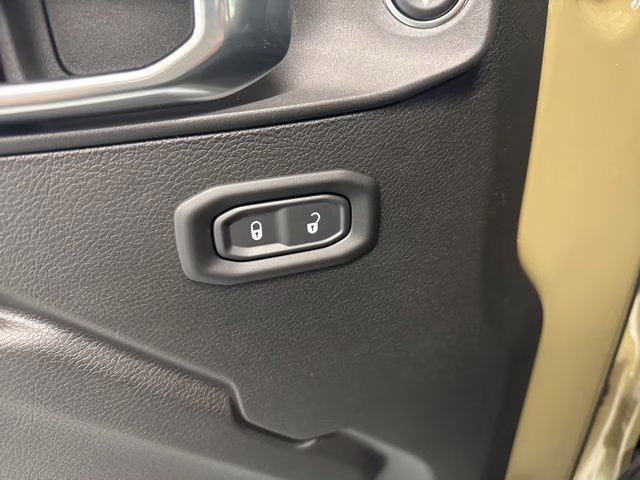 2026 '41 Jeep Gladiator Sport S 4X4 Truck