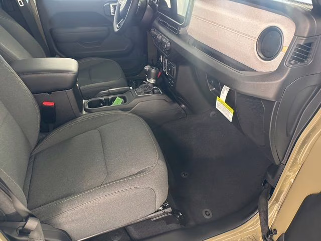 2026 '41 Jeep Gladiator Sport S 4X4 Truck