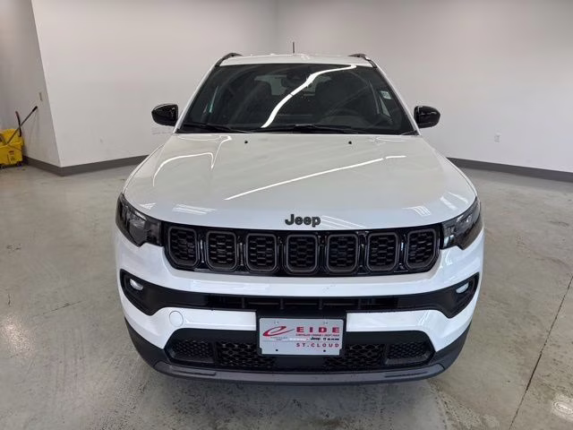 2026 Bright White Clearcoat Jeep Compass Latitude 4X4 SUV