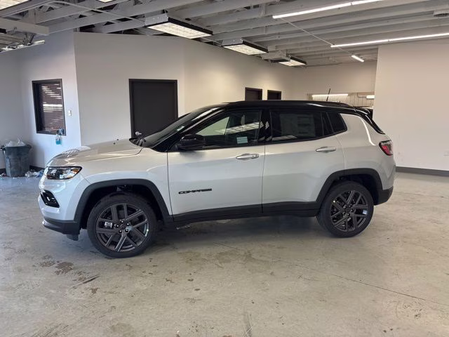 2026 Silver Zynith Metallic Clearcoat Jeep Compass Limited 4X4 SUV