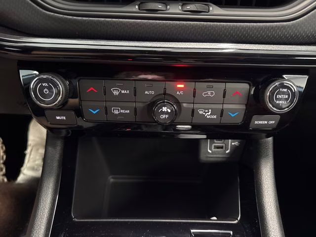 2026 Diamond Black Crystal Pearlcoat Jeep Compass Limited 4X4 SUV