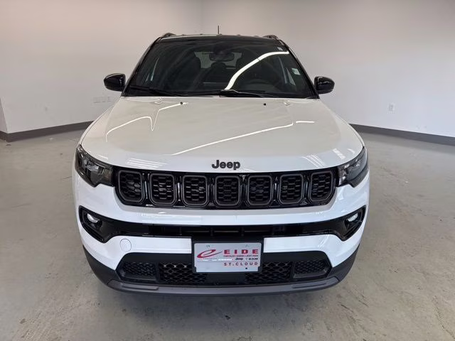 2026 Bright White Clearcoat Jeep Compass Limited 4X4 SUV