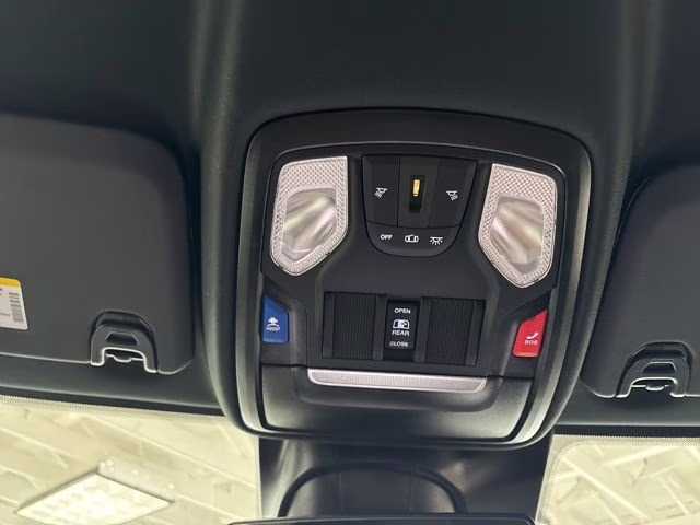 2026 Bright White Clearcoat Ram 2500 Tradesman 4X4 Truck