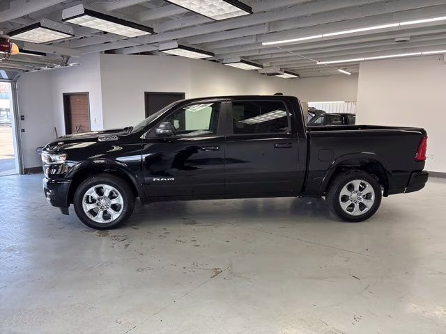 2026 Diamond Black Crystal Pearlcoat Ram 1500 Big Horn 4X4 Truck