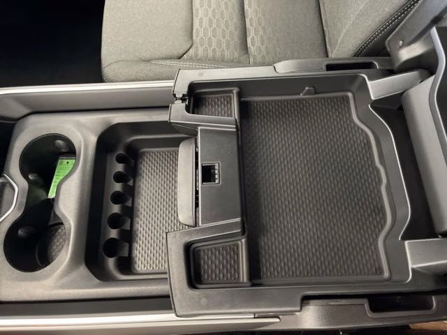 2026 Diamond Black Crystal Pearlcoat Ram 1500 Big Horn 4X4 Truck