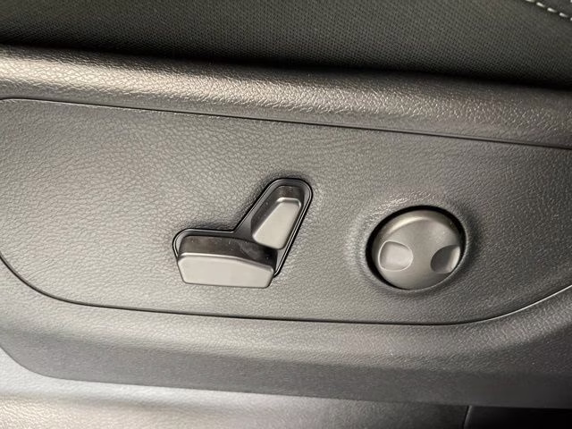 2026 Canyon Lake Ram 1500 Big Horn 4X4 Truck