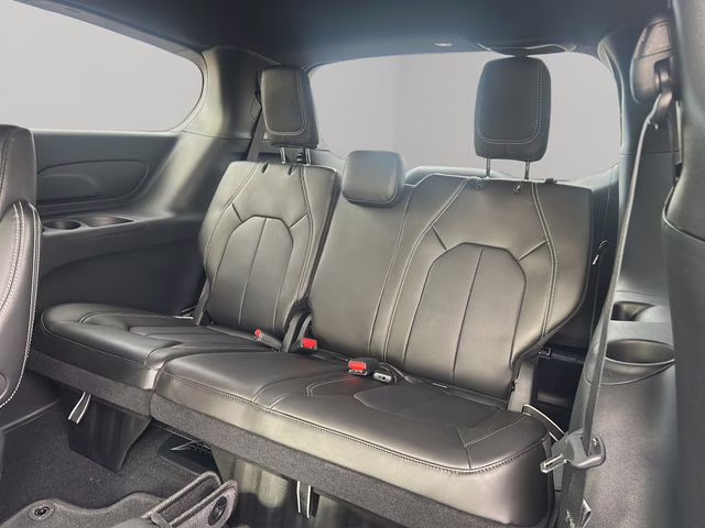 2026 Bright White Clearcoat Chrysler Pacifica Select AWD Van