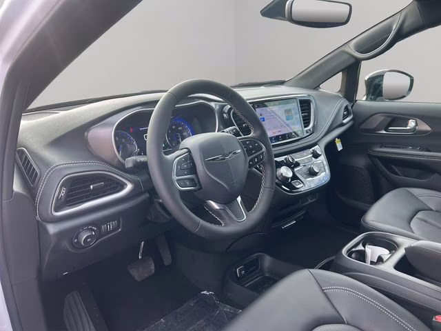 2026 Bright White Clearcoat Chrysler Pacifica Select AWD Van