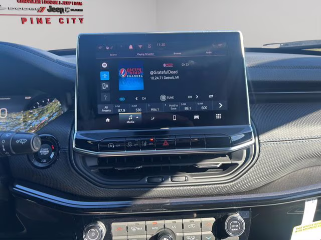 2026 Bright White Clearcoat Jeep Compass Altitude 4X4 SUV