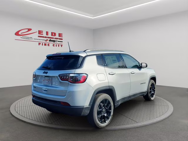 2026 Silver Zynith Jeep Compass Altitude 4X4 SUV