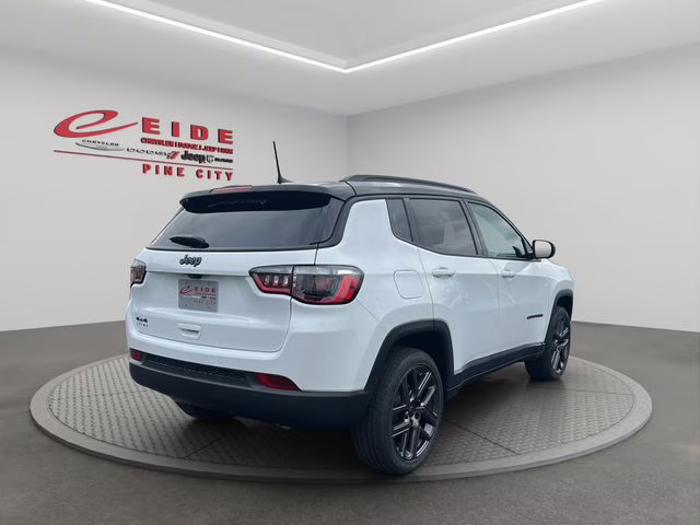 2026 Bright White Clearcoat Jeep Compass Limited 4X4 SUV