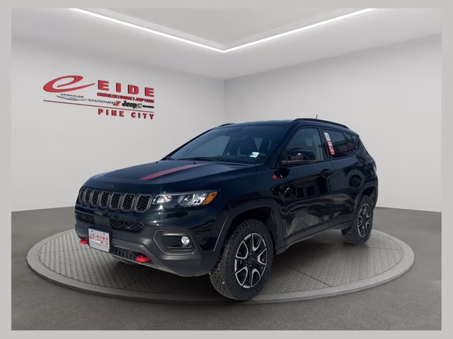 2026 Diamond Black Crystal Pearlcoat Jeep Compass Trailhawk 4X4 SUV