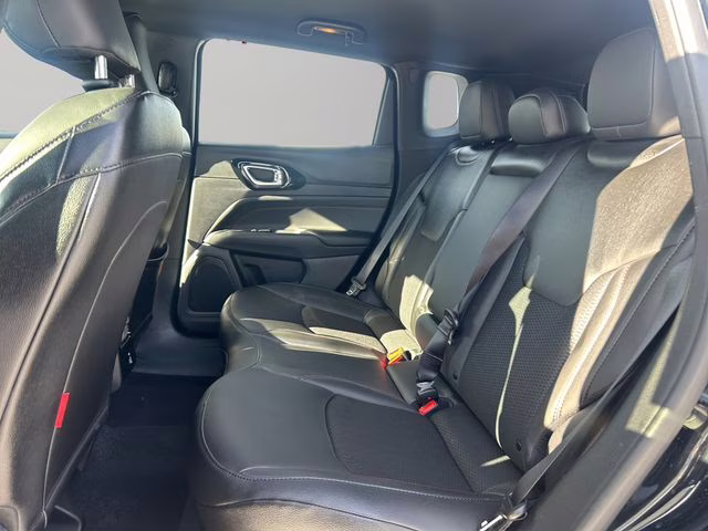 2026 Diamond Black Crystal Pearlcoat Jeep Compass Trailhawk 4X4 SUV