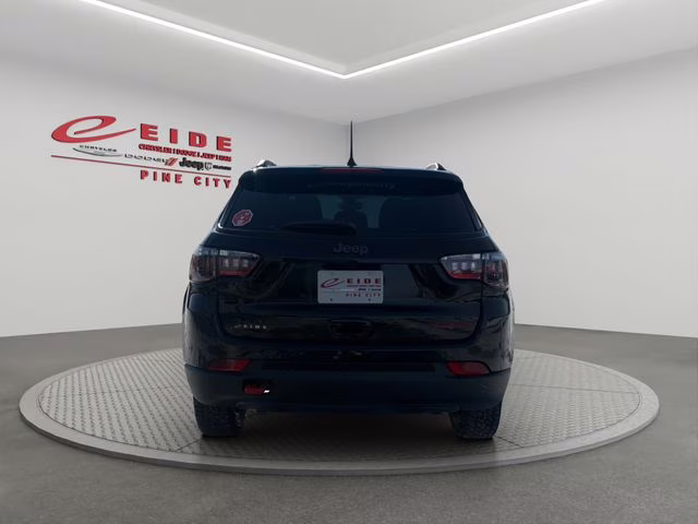 2026 Diamond Black Crystal Pearlcoat Jeep Compass Trailhawk 4X4 SUV