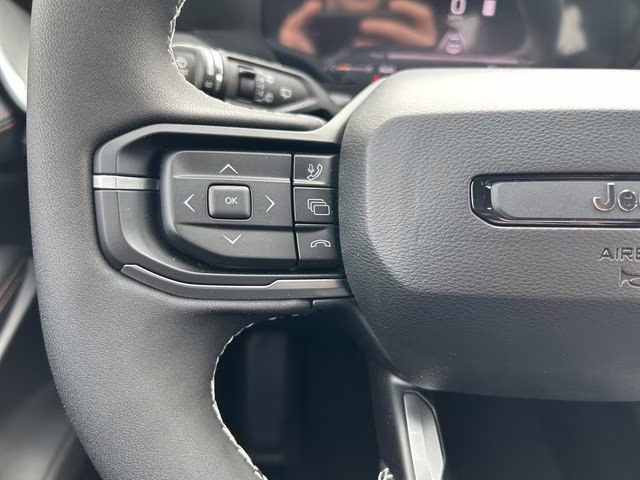 2026 Diamond Black Crystal Pearlcoat Jeep Cherokee Limited 4X4 SUV