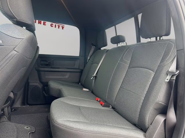 2026 Diamond Black Crystal Pearlcoat Ram 2500 Tradesman 4X4 Truck