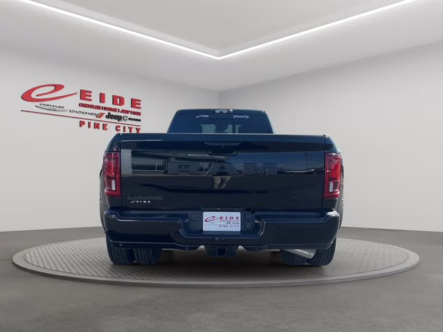 2026 Diamond Black Crystal Pearlcoat Ram 3500 Laramie Night Edition 4X4 Truck