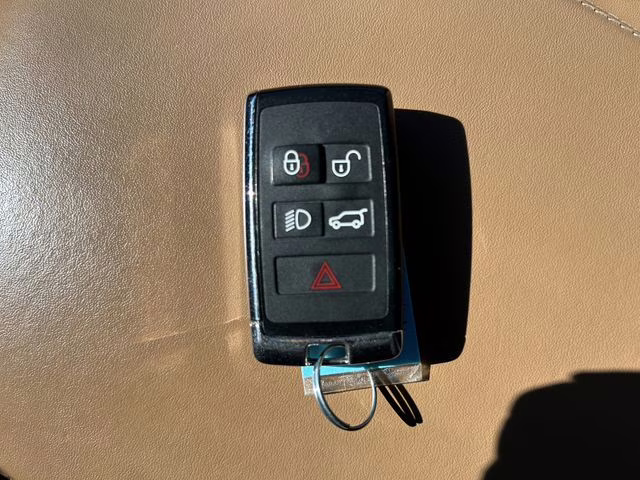 2023 Lantau Bronze Metallic Land Rover Range Rover Sport SE AWD SUV