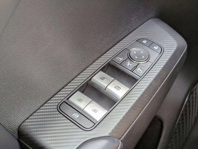 2026 White Diamond Mitsubishi Outlander SE FWD SUV