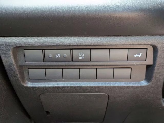 2026 White Diamond Mitsubishi Outlander SE FWD SUV